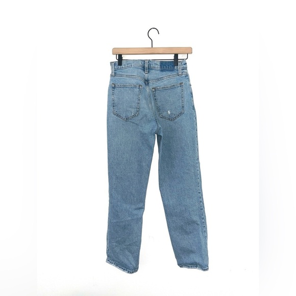 A&F Curve Love The 90’s Straight Ultra High Rise Blue Jeans Size 27/4s - Picture 2 of 10
